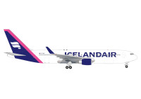 Herpa Wings Icelandair Boeing 767-300 - Magenta red tail stripe – TF-ISO