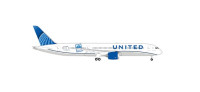 Herpa Wings United Airlines Boeing 787-9 "Adelaide" - N29975
